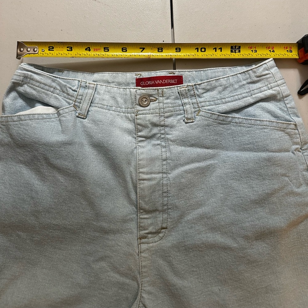 Gloria Vanderbilt Sky Blue Denim Pants
A1